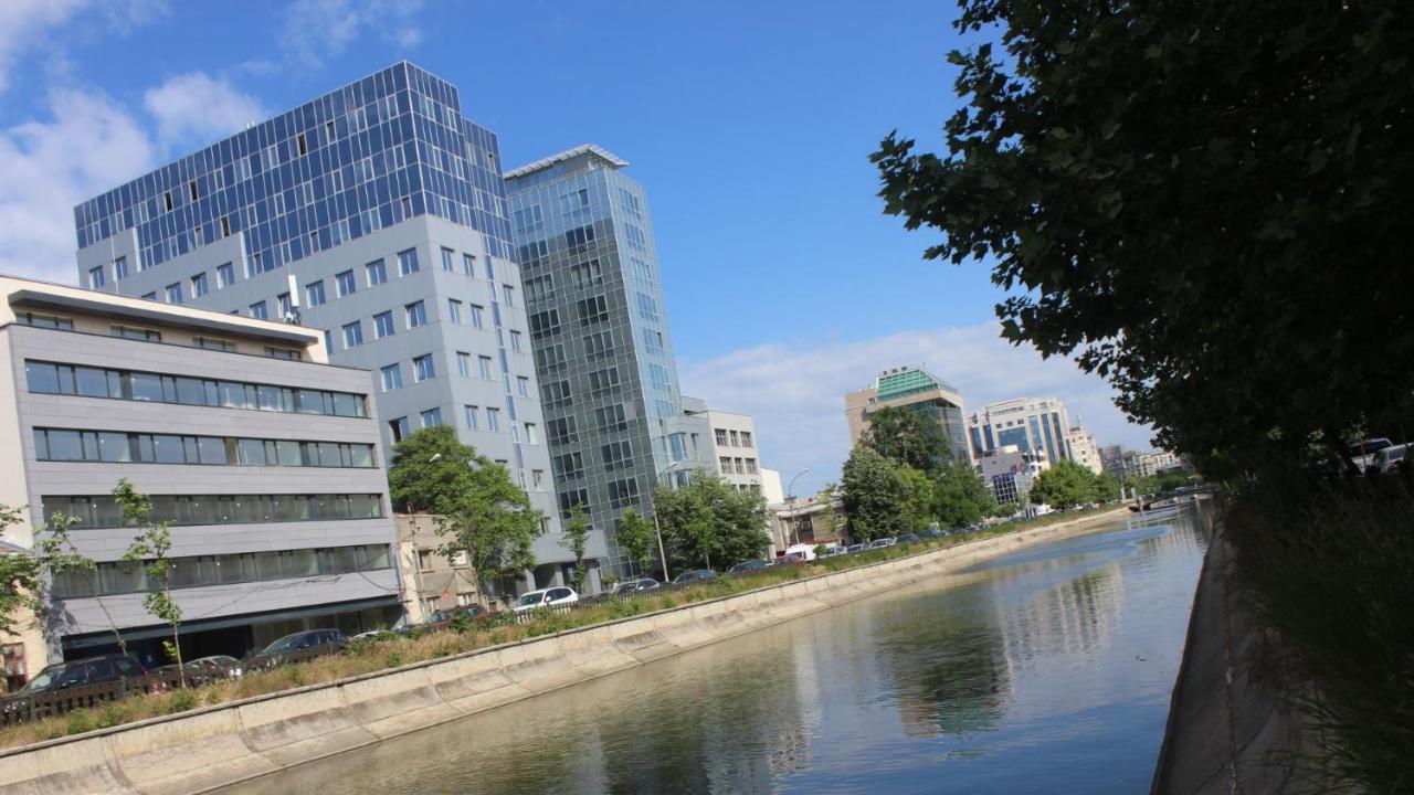 Holidays Host Splaiul Unirii 布加勒斯特 外观 照片
